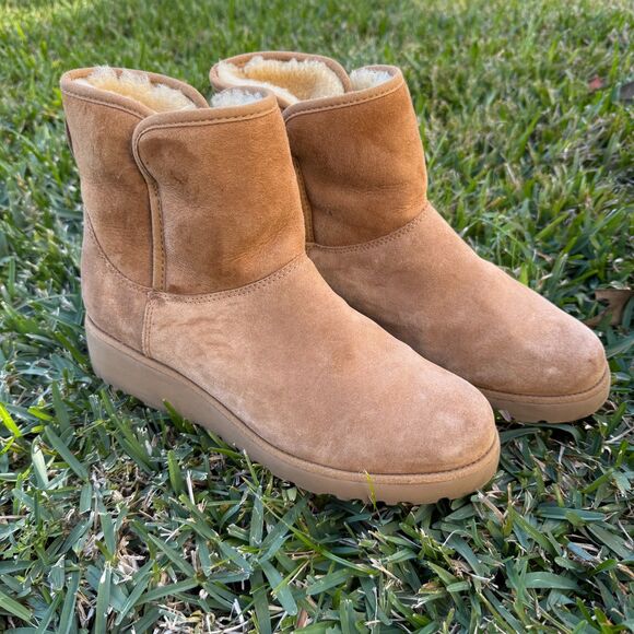 UGG Women's Kristin Slim Ankle Booties Size 8.5 - Picture 3 of 10